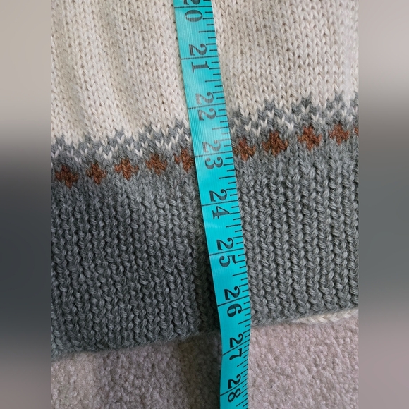 NANDO Extra Fine Alpaca Hand Knit Cream/Green/ Brown Leaf Pattern Cardigan. Med - Picture 13 of 14